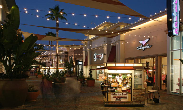 The District At Tustin Lyle Parks Jr Construction 