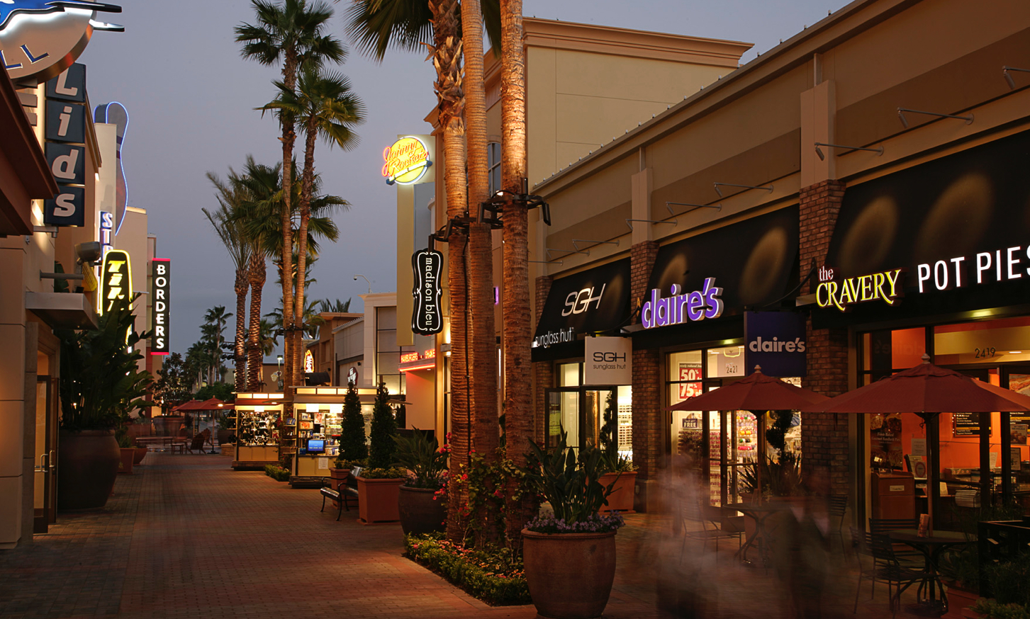 The District at Tustin Lyle Parks Jr. Construction